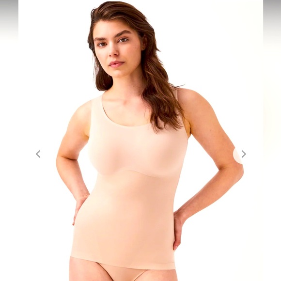 SPANX spanxshape invisible Tank size M shape wear compression top shirt - Picture 1 of 8